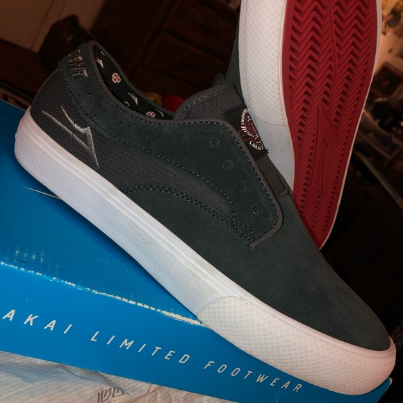 Skate shoes - Picture 1 of 10